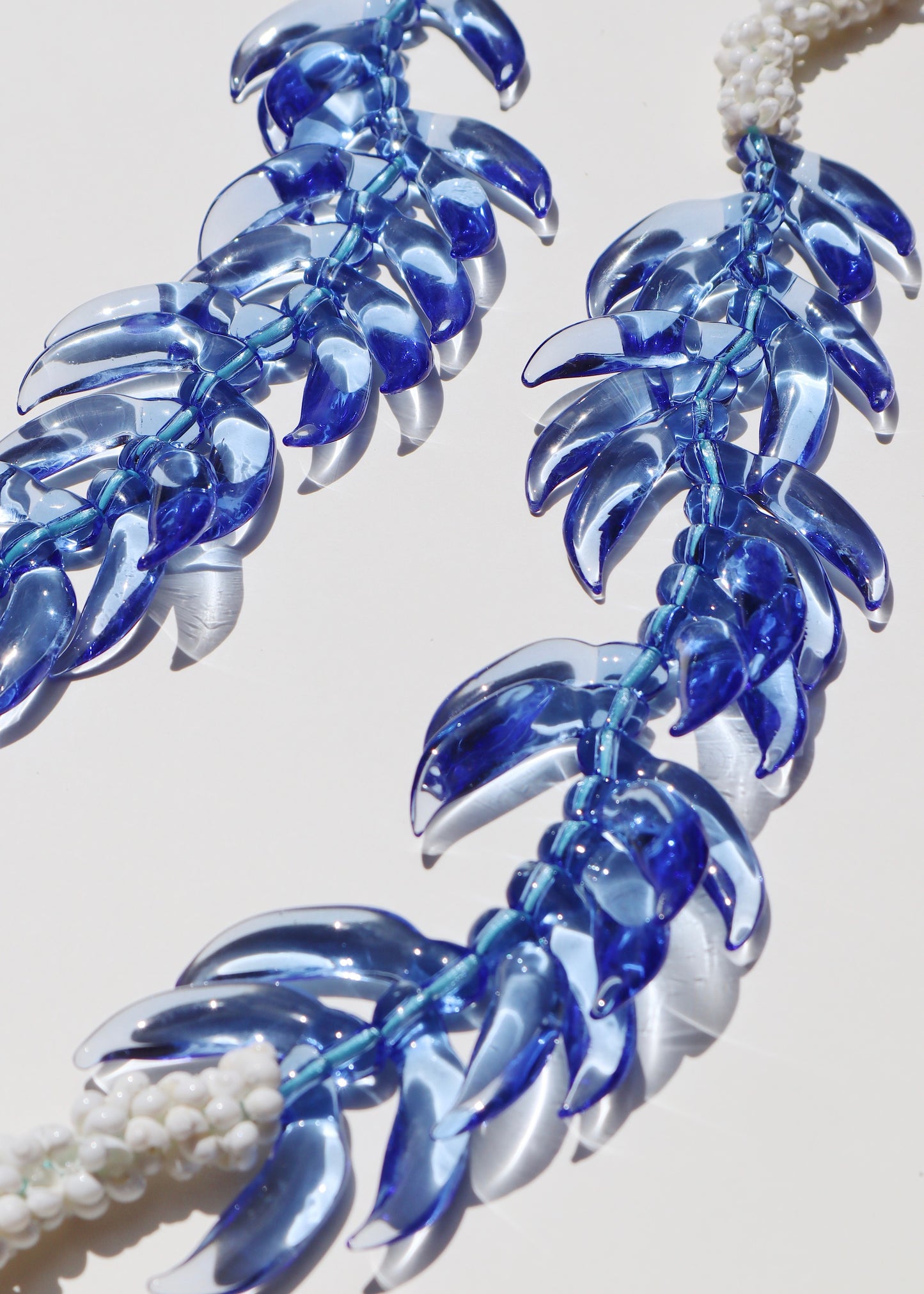 Blue Jade Mongo Shell Lei with 50 Glass Buds